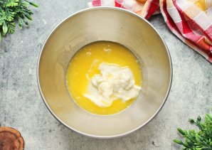 Рулетики с корицей и глазурью