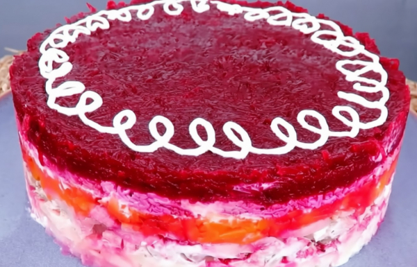 &laquo;Мясная шуба&raquo; &mdash; яркий праздничный салат на Новый Год 2026! Проверенный рецепт, который точно понравится вашим гостям